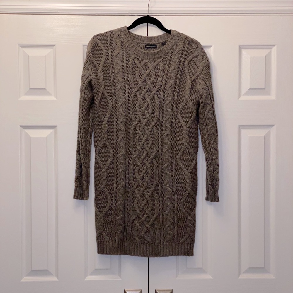Moda International Sweater Dress (Size XS)